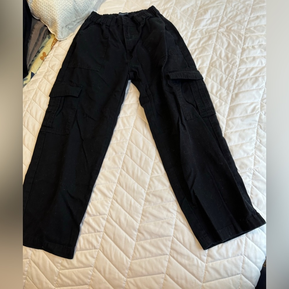 Aeropostale cargos